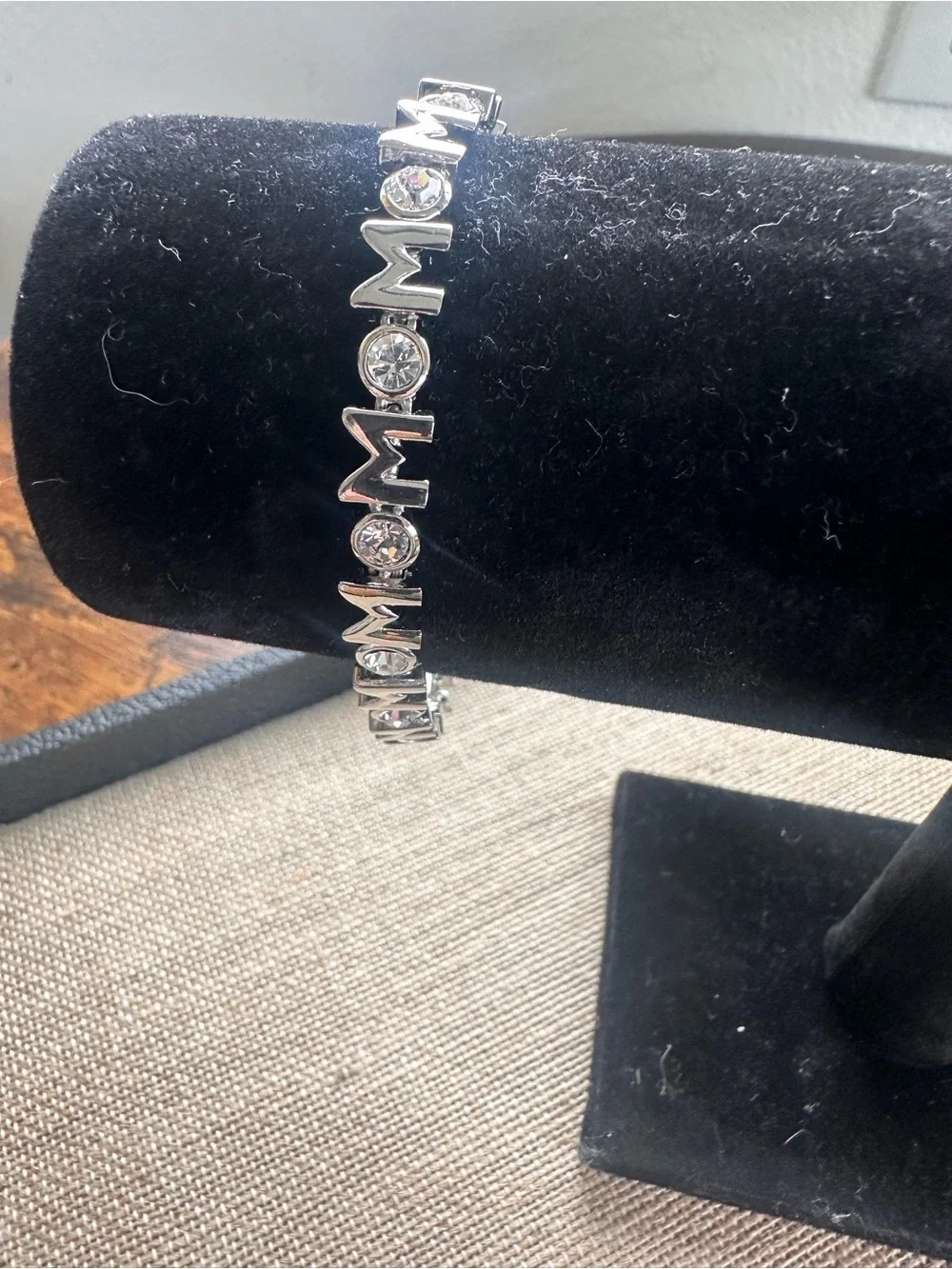 Silver Crystal Accent Women's Bracelet - Elegant Sparkle